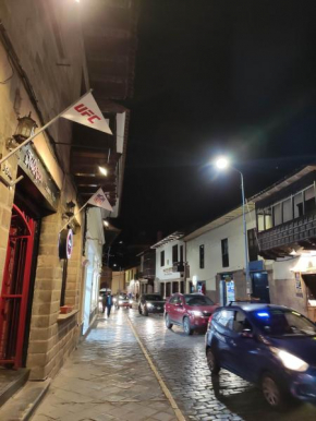 Casa a media cuadra de la Plaza de Armas